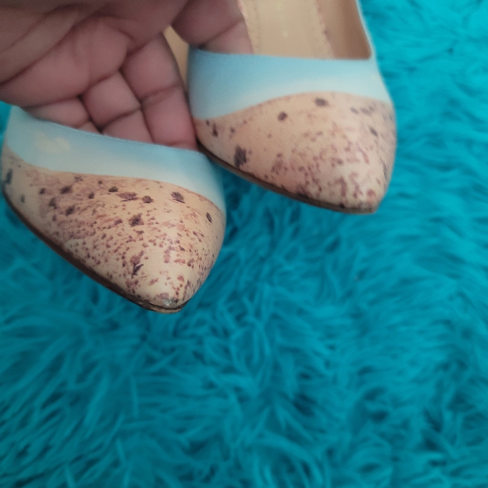Charlotte Olympia Light Blue and Cream Pointed Toe Heels - Picture 2 of 11